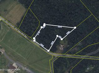 428 Sawmill Rd, Stroudsburg, PA 18360