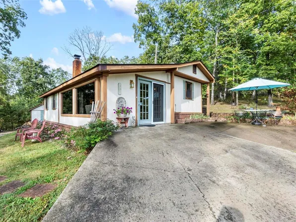 301 Little Dogwood Lake Rd, Burfordville, MO 63739