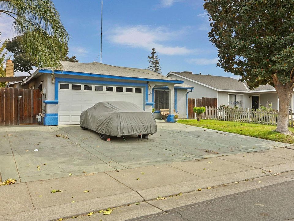 1st image of 9408 Cherbourg Way