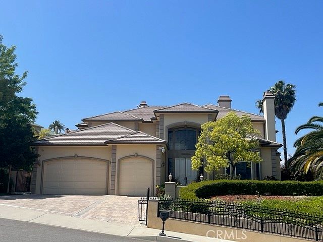 1st image of 13520 La Sierra Dr