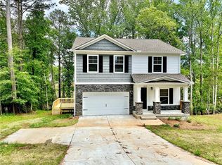 632 Brock St, Central, SC 29630