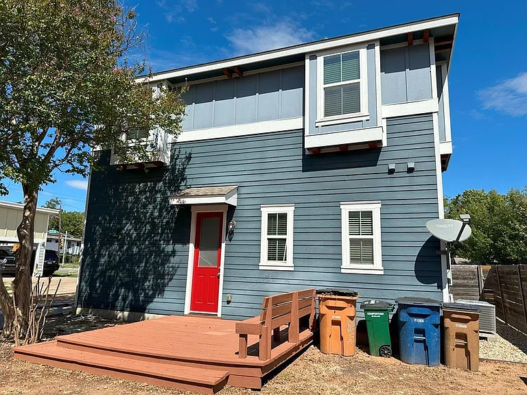 505 W North Loop Blvd #A — Photo 25