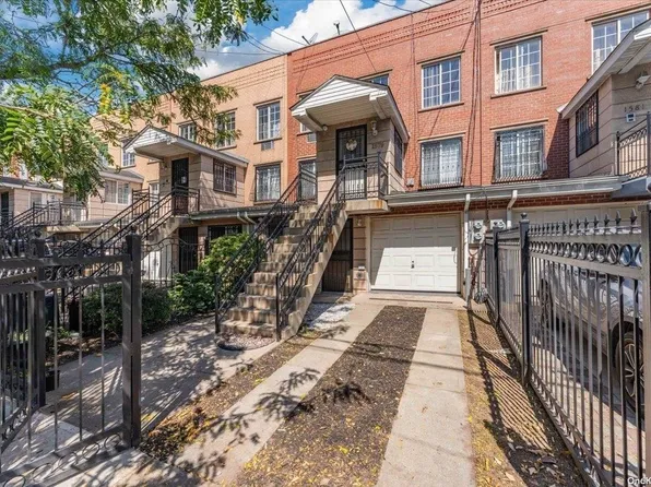 1579 Saint Marks Avenue, Brooklyn, NY 11233