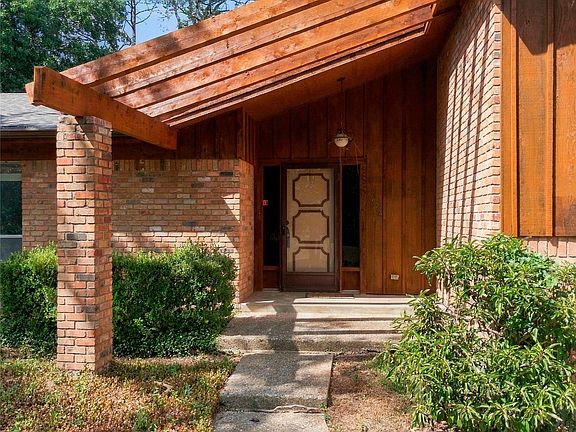 5th image of 2624 Eldridge Ln
