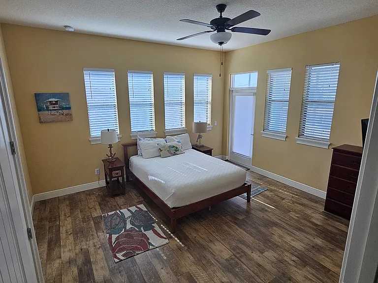 123 Harding Ave — Photo 14