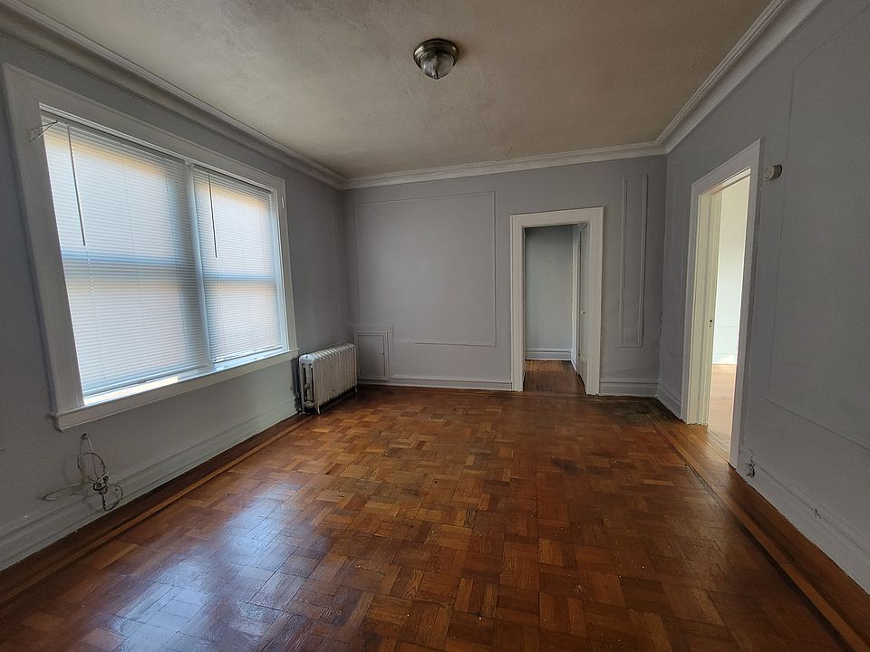 2nd image of 233 Weequahic Ave #17A