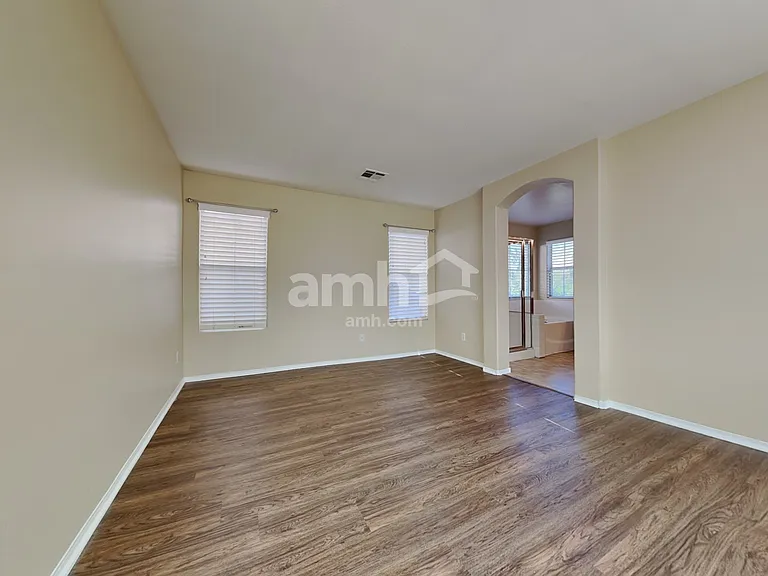 9875 Travis Lake Ct — Photo 8