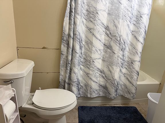 5th image of 1841 Colonnade Rd #4