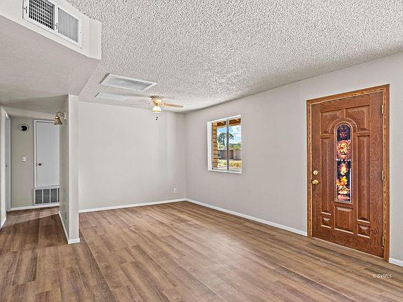 5th image of 687 W Concho St
