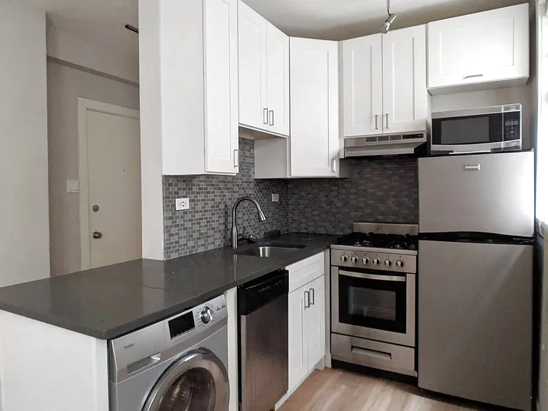 517 W Belmont Ave #511-35 — Photo 3