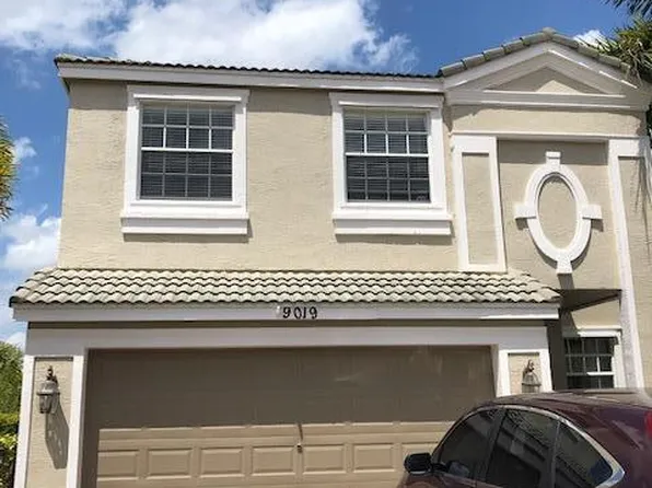 9019 Alexandra Cir, Wellington, FL 33414
