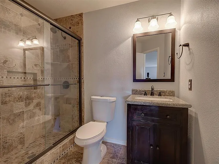 6707 Wild Pecan Trl — Photo 22
