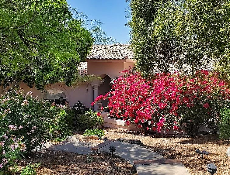 1st image of 11064 N Garland Cir