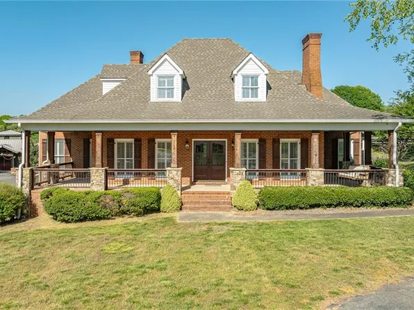 5340 Drew Rd, Alpharetta, GA 30004