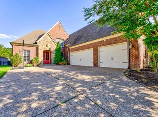 1660 De Haig Ln, Collierville, TN 38017