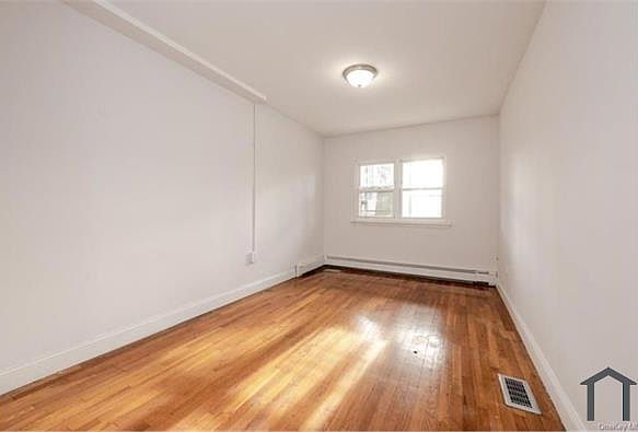1st image of 1014 E 216th St Floor 2