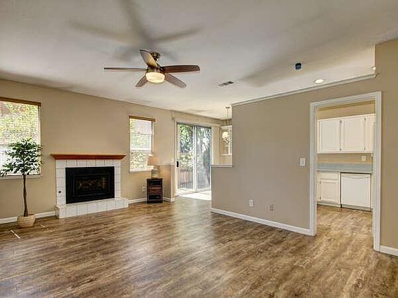 3rd image of 8964 Aqua Marine Ct