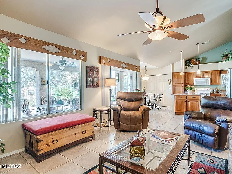 10769 N Eagle Eye Pl — Photo 15
