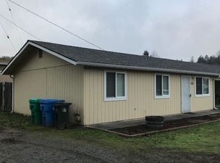 1894 Cloverlawn Dr #A, Grants Pass, OR 97527