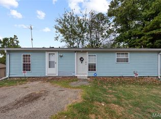819 Horizon Ln, Fenton, MO