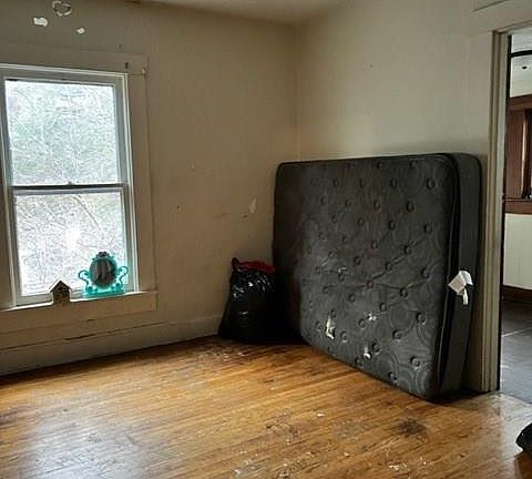 2nd image of 114 Home Ave