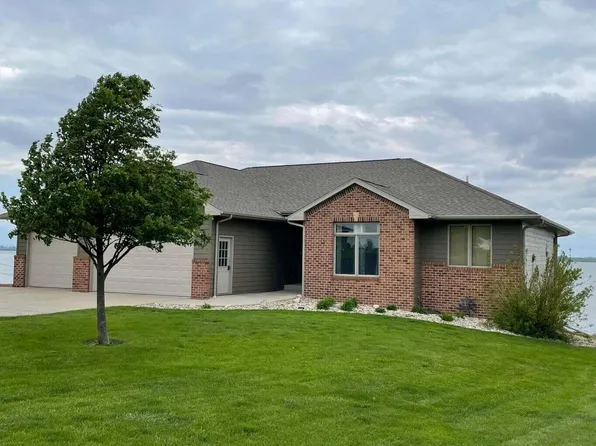 182 Northbay Dr, Arlington, SD 57212