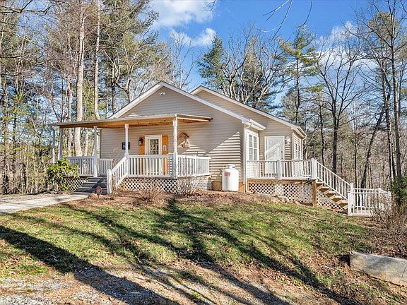 2nd image of 365 Isolane Rd