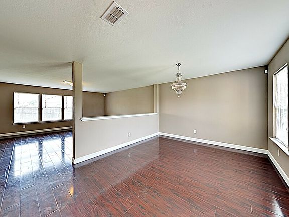 5th image of 14821 Cedar Creek Way
