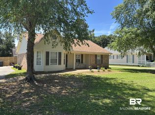 908 Edwards Ave, Fairhope, AL 36532