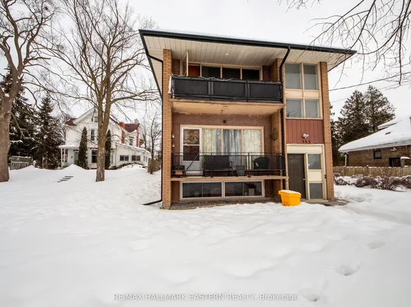 722 Chemong Rd, Peterborough, ON K9H 5Y9