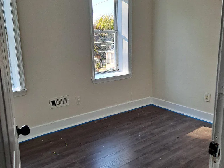 1100 Green St — Photo 24