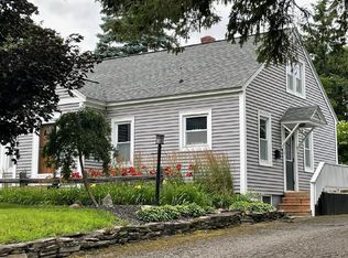 10 Pilgrim Rd, Caribou, ME 04736