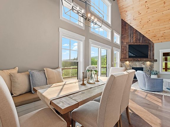 14th image of this home