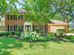 2160 Riverlea Cir, Naperville, IL 60565