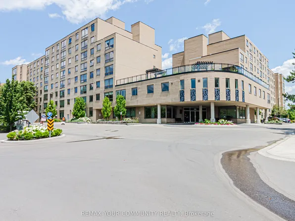 326 Major Mackenzie Dr E #301, Richmond Hill, ON L4C 8T4