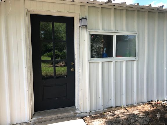3rd image of 1513 S Palm Court Dr