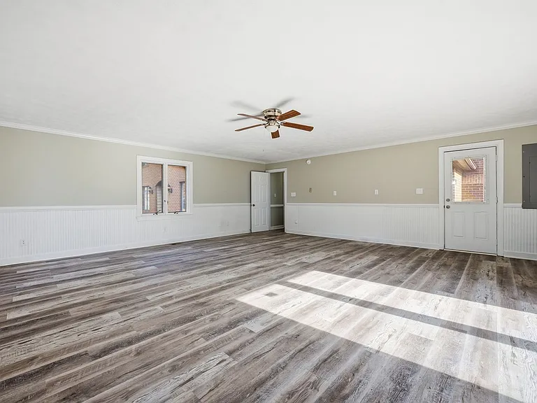 9 Rhodelia Ln — Photo 13