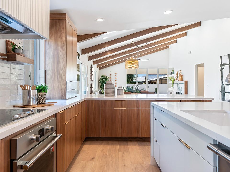 1st image of 4241 E GLENROSA Avenue
