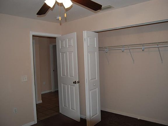 4th image of 4537 Ballentine Ct