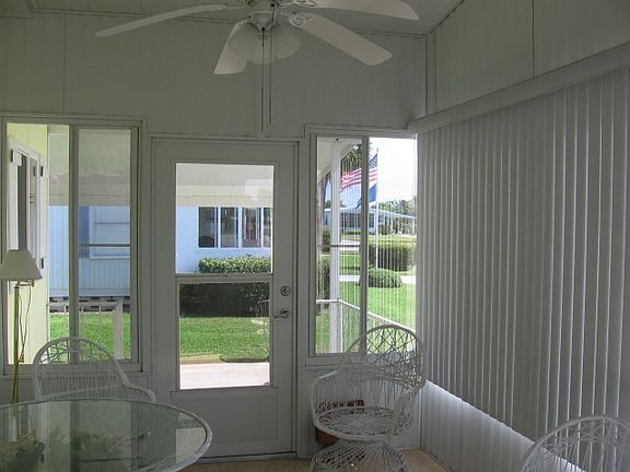 4th image of 759 Royal Palm Blvd