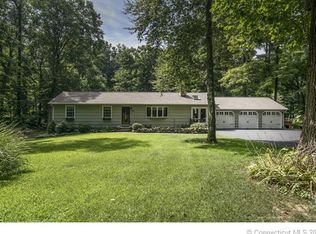 50 Pomps Ln, North Branford, CT 06471