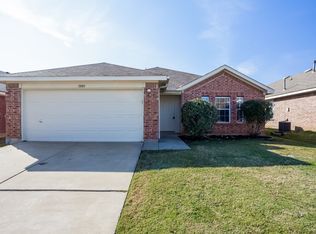 11008 Briaroaks Dr, Fort Worth, TX 76140