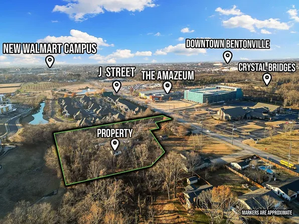 804 NE J St, Bentonville, AR 72712