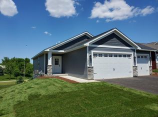 1305 Southfork Dr SE, Hutchinson, MN 55350