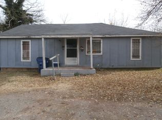 612 E Ada Sipuel Ave, Chickasha, OK 73018