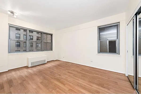 Sold by Prevu Real Estate, LLC | media 9