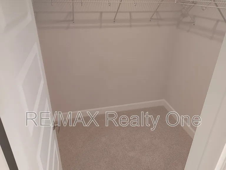 8398 N Jay Dr — Photo 7