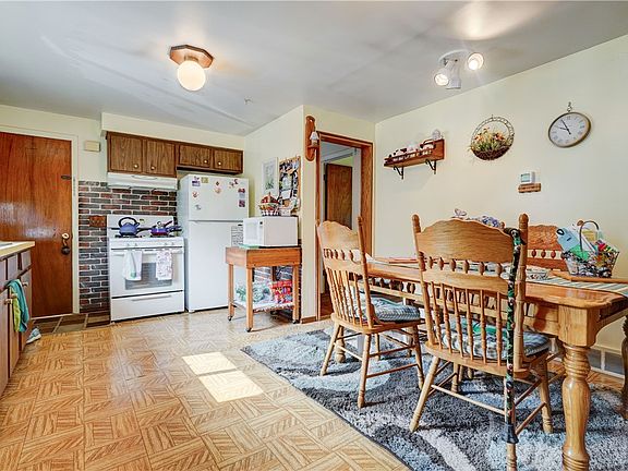 5th image of 45 Morrison Ave