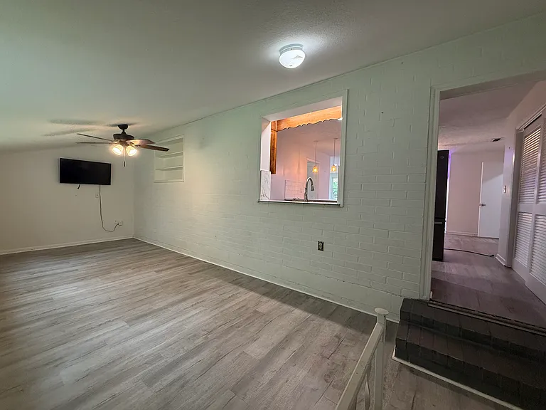 6491 Masal St — Photo 13