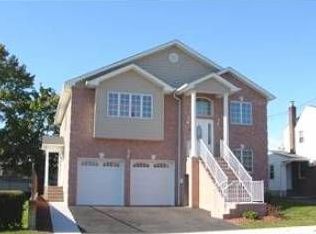 27 Morrell Pl, Garfield, NJ 07026